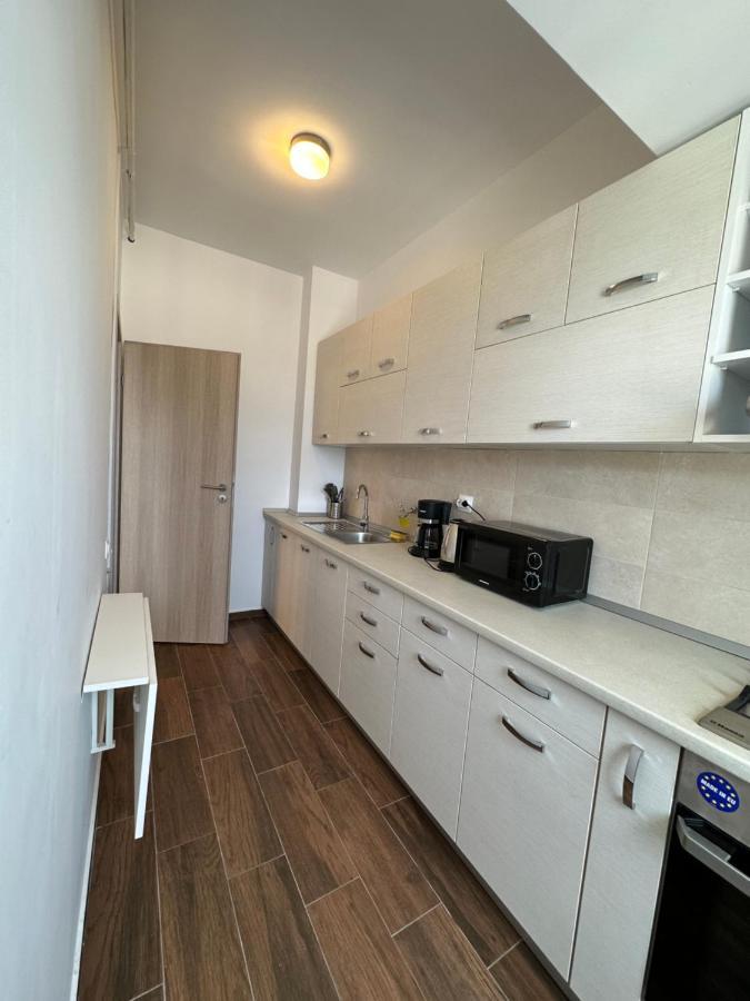 97 Rent House