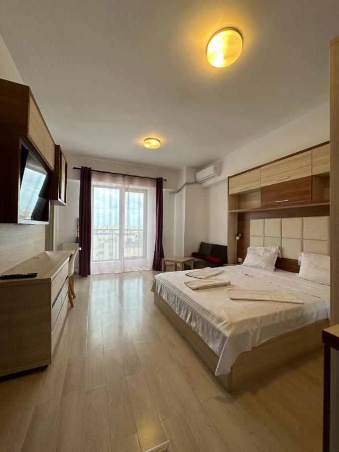 97 Rent House *