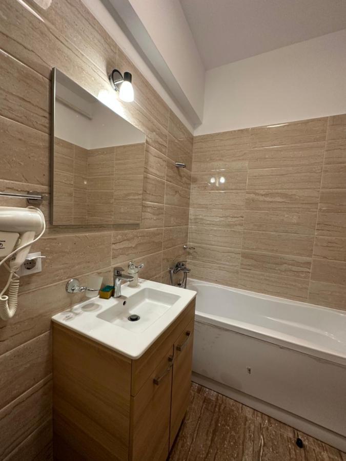 97 Rent House Apartament Bucureşti